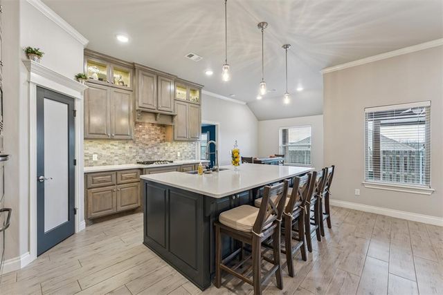 5916 Grandby Road, Edmond, OK 73034