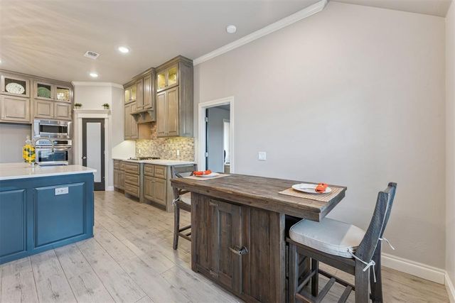 5916 Grandby Road, Edmond, OK 73034