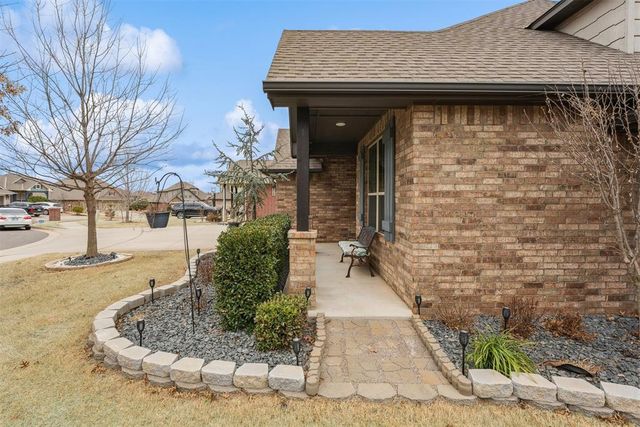 5916 Grandby Road, Edmond, OK 73034