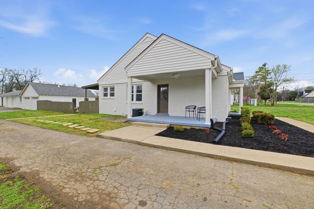 103 College St, Smyrna, TN 37167