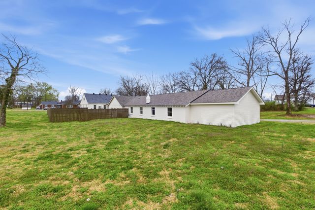 103 College St, Smyrna, TN 37167