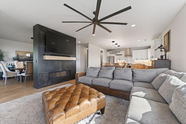 3781 SW 43rd Street, Redmond, OR 97756
