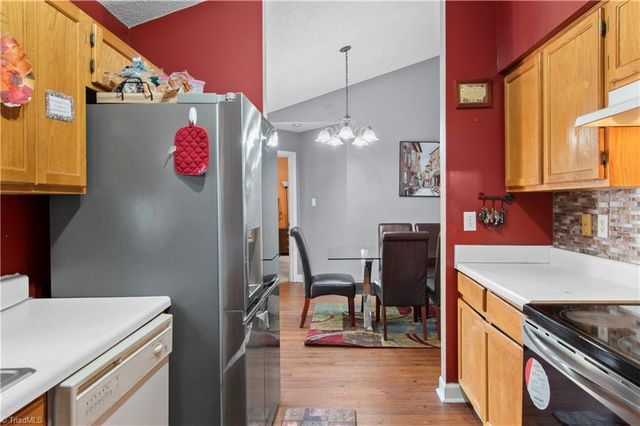 1796 Pebble Run Lane, Clemmons, NC 27012