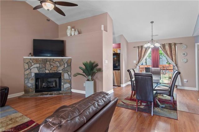 1796 Pebble Run Lane, Clemmons, NC 27012