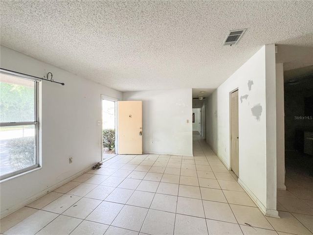 6226 SW 10TH PLACE, Gainesville, FL 32607