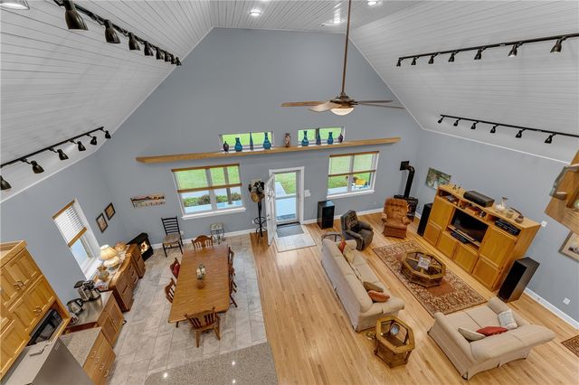 14469 Highland Church Road, Fayetteville, AR 72704