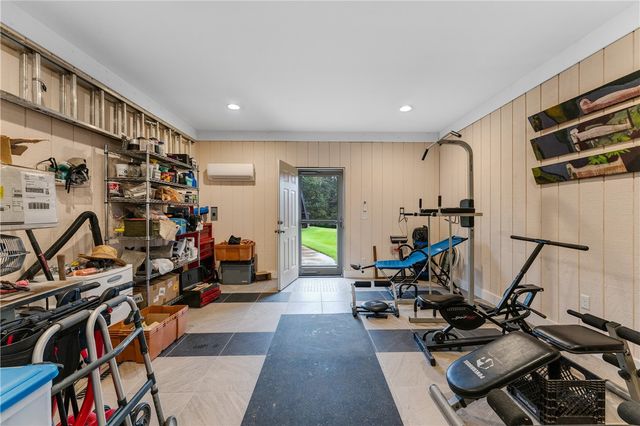 14469 Highland Church Road, Fayetteville, AR 72704