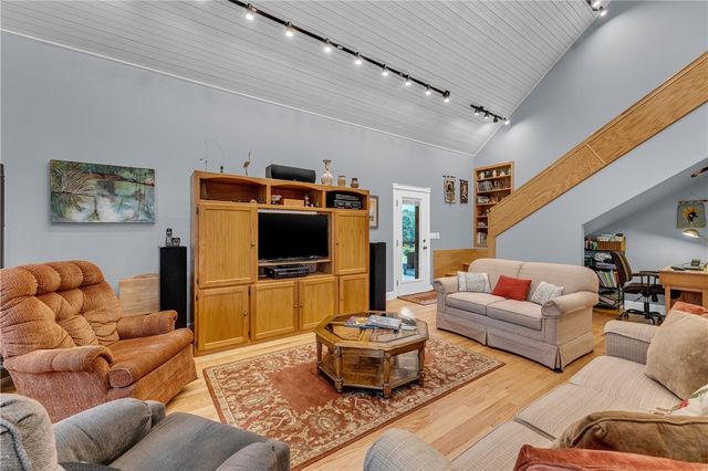 14469 Highland Church Road, Fayetteville, AR 72704