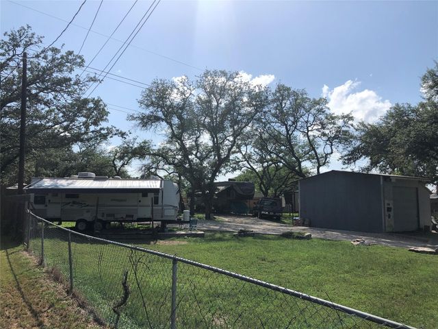 1702 Saracen RD, Austin, TX 78733