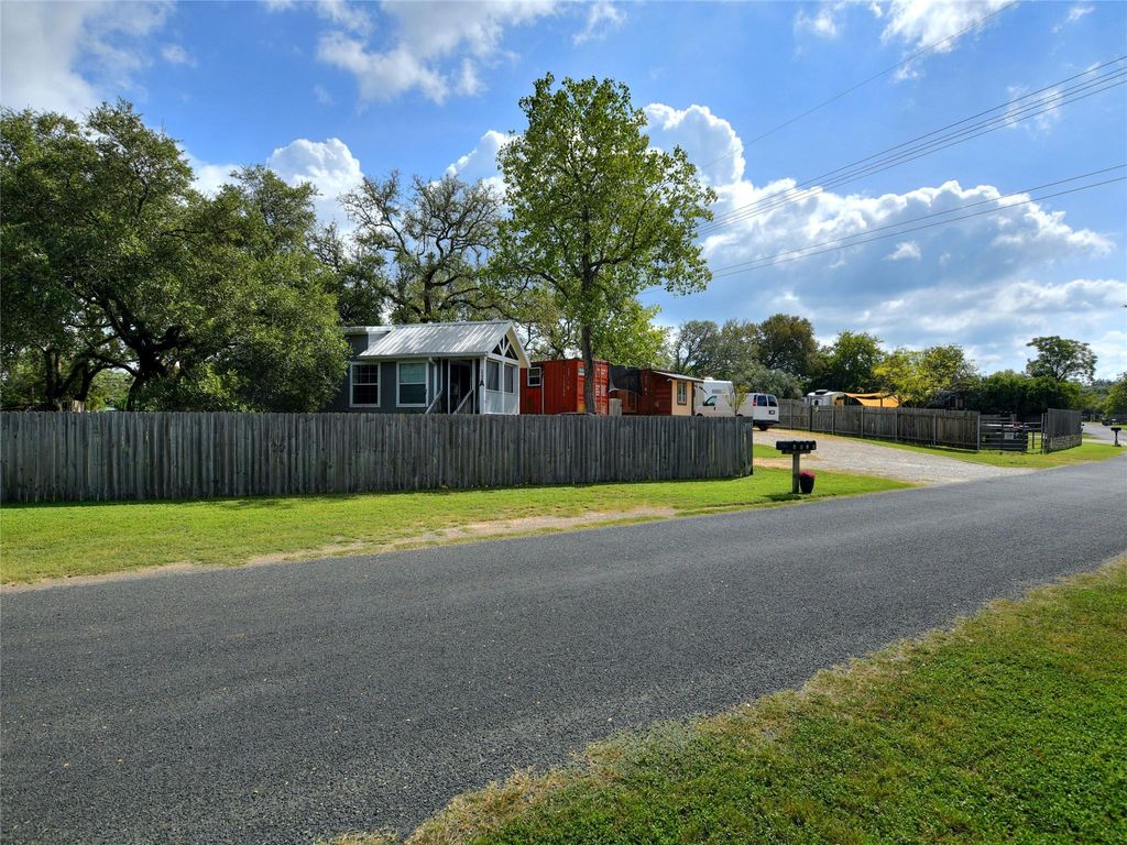 1702 Saracen RD, Austin, TX 78733