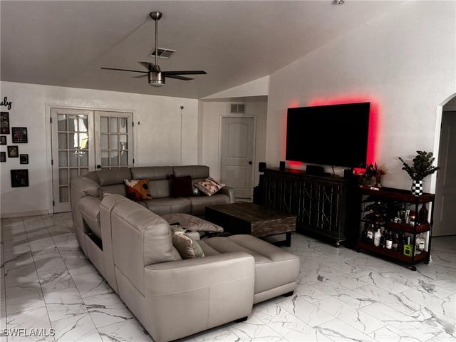 3914 NW 33rd AVE, Cape Coral, FL 33993