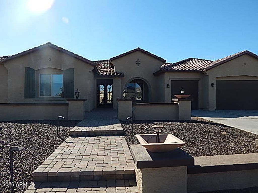 12845 W MARLETTE Avenue, Litchfield Park, AZ 85340