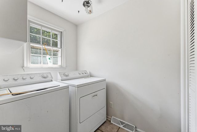 3123 N EAST AVE, Vineland, NJ 08360