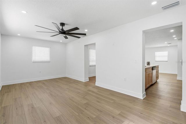 3314 W AILEEN STREET, Tampa, FL 33607