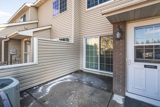 13154 Meadowood Curve NW 10NW, Coon Rapids, MN 55448