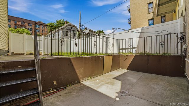 2011 Colonial Avenue, Bronx, NY 10461