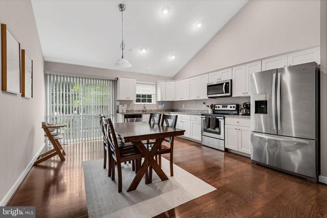 1175 MAPLE AVE, Shady Side, MD 20764