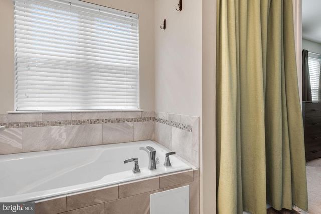 1175 MAPLE AVE, Shady Side, MD 20764