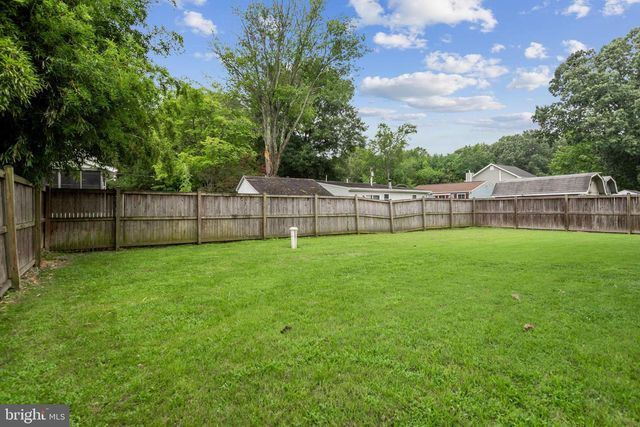 1175 MAPLE AVE, Shady Side, MD 20764