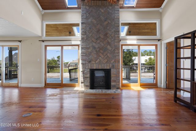 231 Fairway Drive, Pass Christian, MS 39571