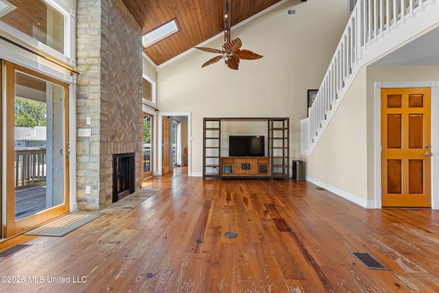 231 Fairway Drive, Pass Christian, MS 39571