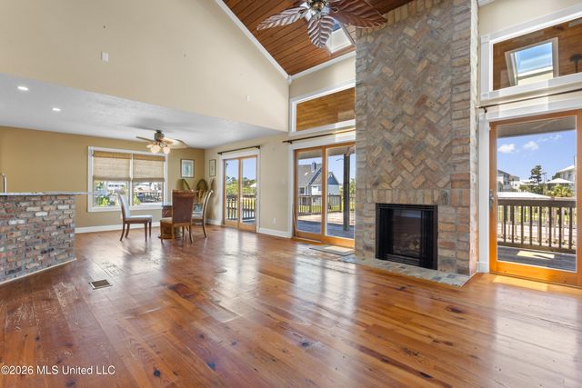231 Fairway Drive, Pass Christian, MS 39571
