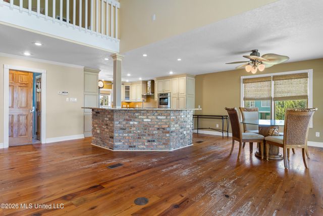 231 Fairway Drive, Pass Christian, MS 39571