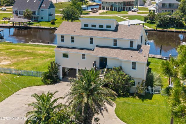 231 Fairway Drive, Pass Christian, MS 39571