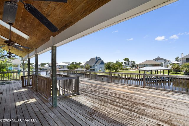 231 Fairway Drive, Pass Christian, MS 39571