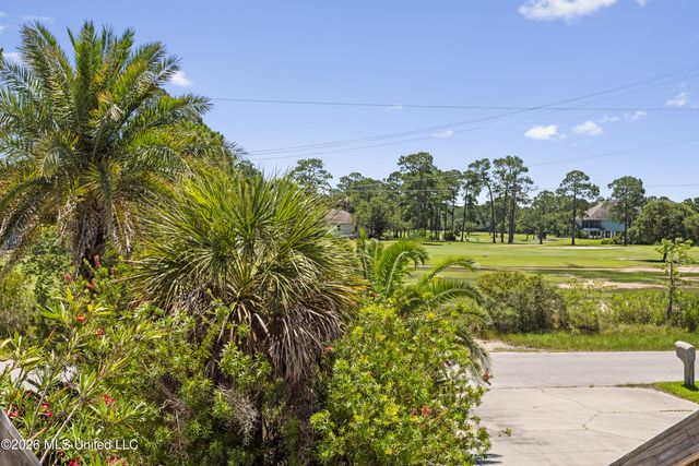 231 Fairway Drive, Pass Christian, MS 39571
