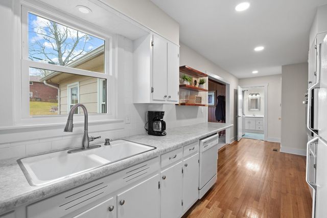 204 Terrace Ln, Woodbury, TN 37190