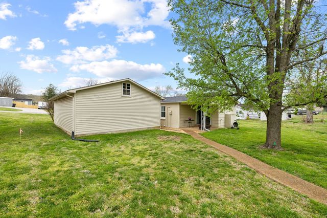 204 Terrace Ln, Woodbury, TN 37190