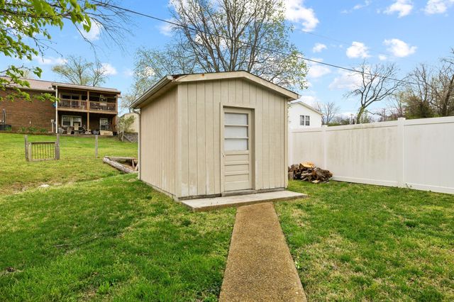 204 Terrace Ln, Woodbury, TN 37190