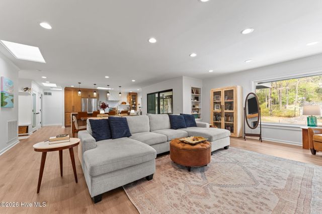 240 Maples Road, Southern Pines, NC 28387