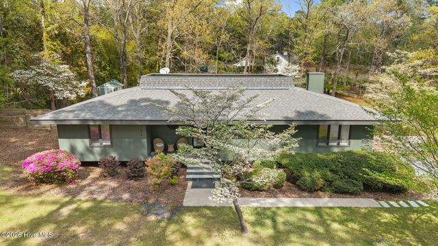240 Maples Road, Southern Pines, NC 28387