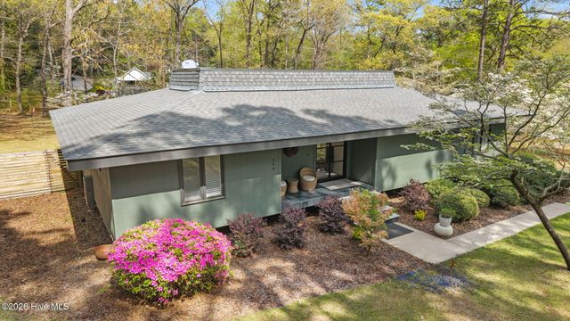 240 Maples Road, Southern Pines, NC 28387