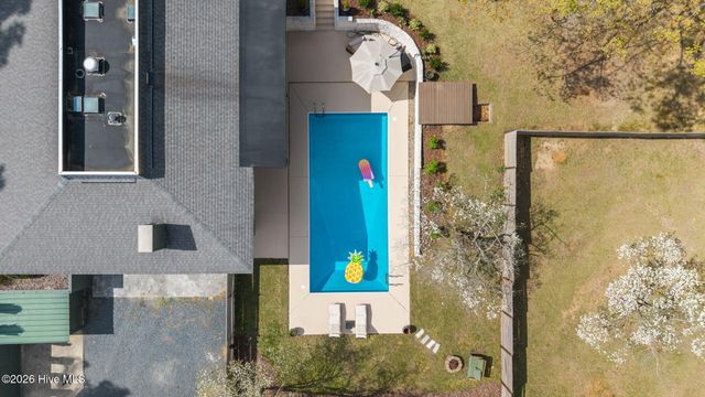 240 Maples Road, Southern Pines, NC 28387