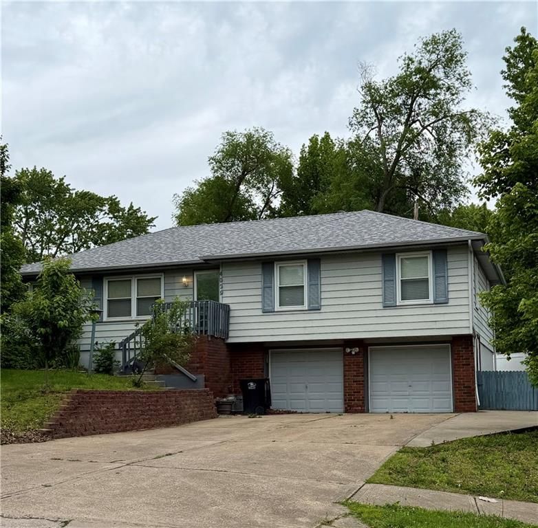 4009 S Milton Drive, Independence, MO 64055