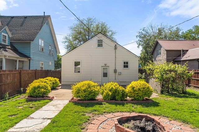 1420 5th Street, Perry, IA 50220