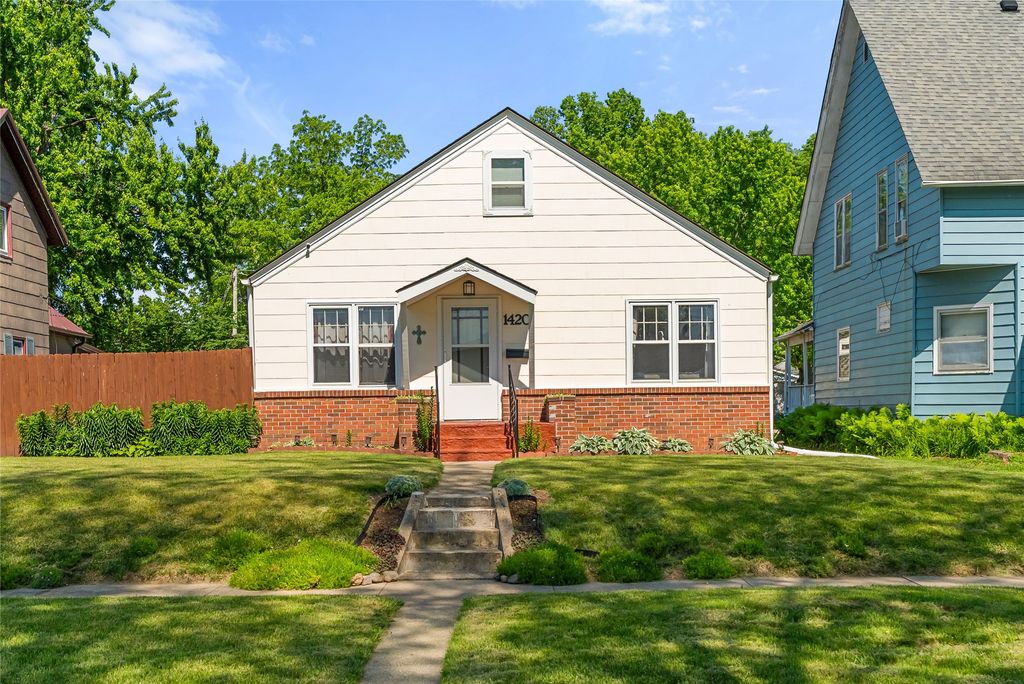 1420 5th Street, Perry, IA 50220
