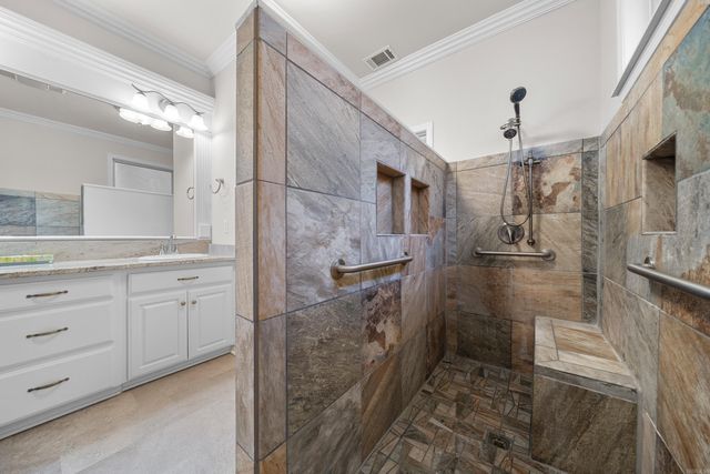 9 Graham Gardens, Hot Springs, AR 71901