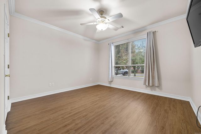 9 Graham Gardens, Hot Springs, AR 71901