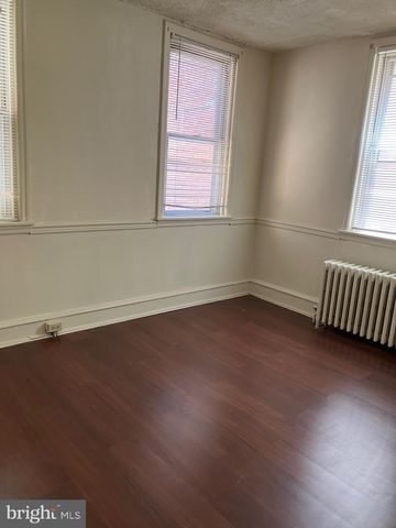 237 S 10TH ST, Philadelphia, PA 19107