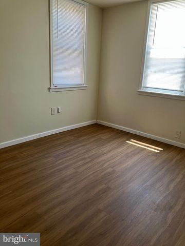 237 S 10TH ST, Philadelphia, PA 19107