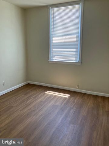 237 S 10TH ST, Philadelphia, PA 19107