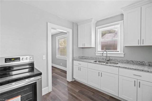 1621 Deep Creek BLVD, Portsmouth, VA 23704