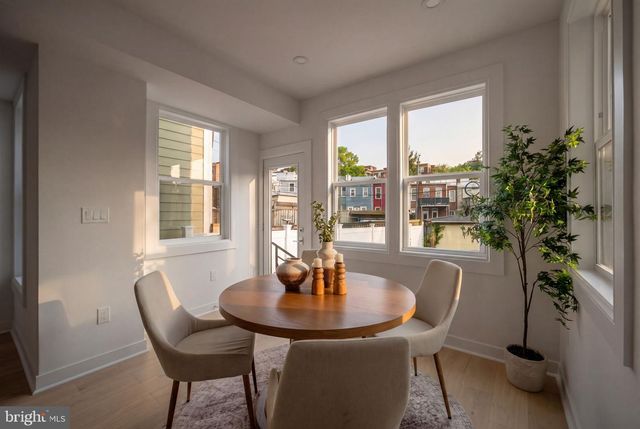 220 V ST NE, Washington, DC 20002