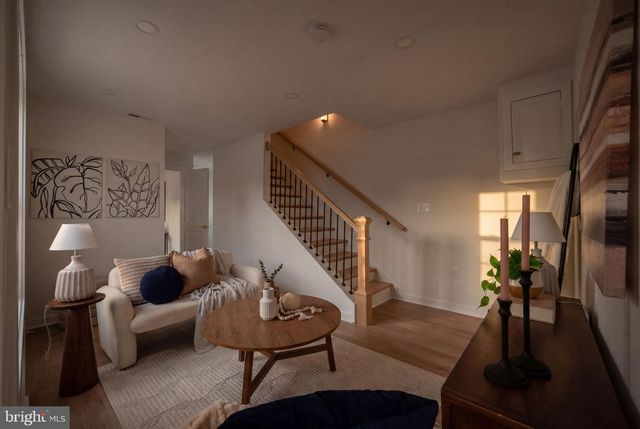 220 V ST NE, Washington, DC 20002