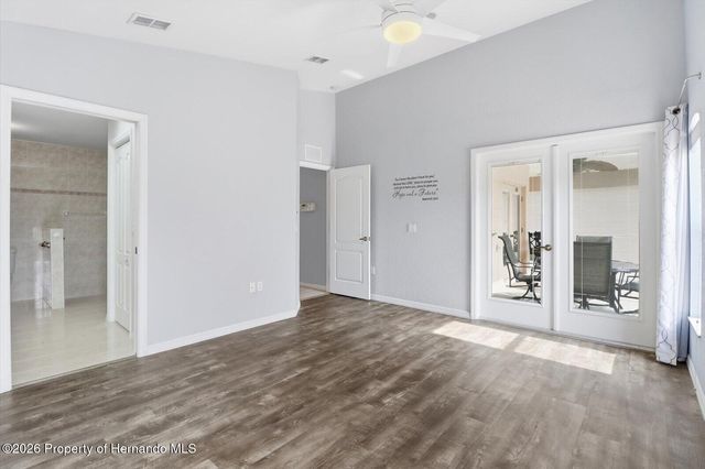 250 Royal Palm Way, Spring Hill, FL 34608