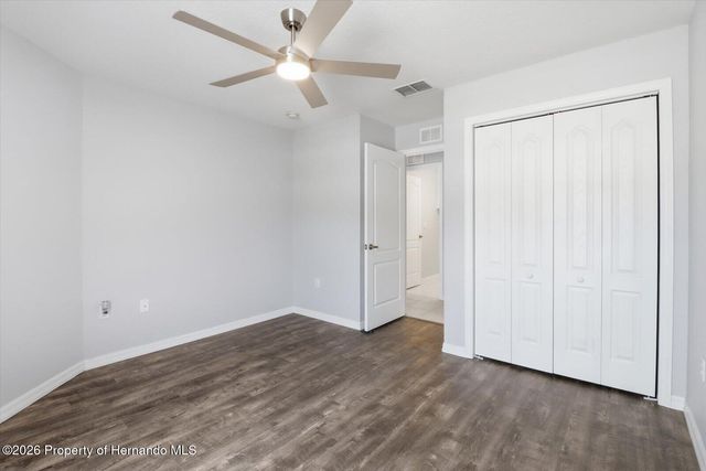 250 Royal Palm Way, Spring Hill, FL 34608